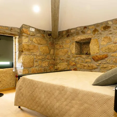 Quinta Dos Castanheiros * Oliveira de Frades